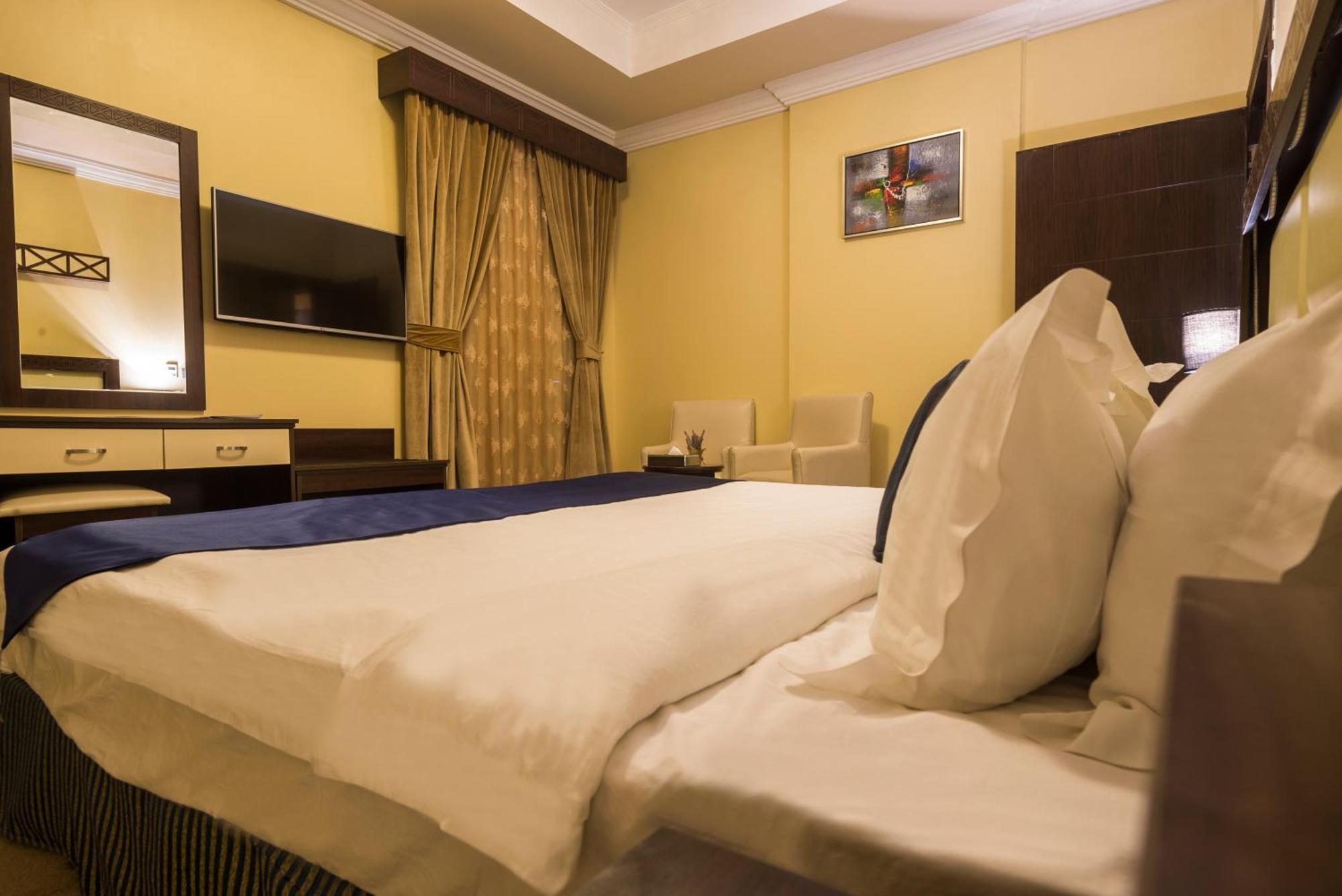 Lahoya Hotel Jeddah Exterior foto