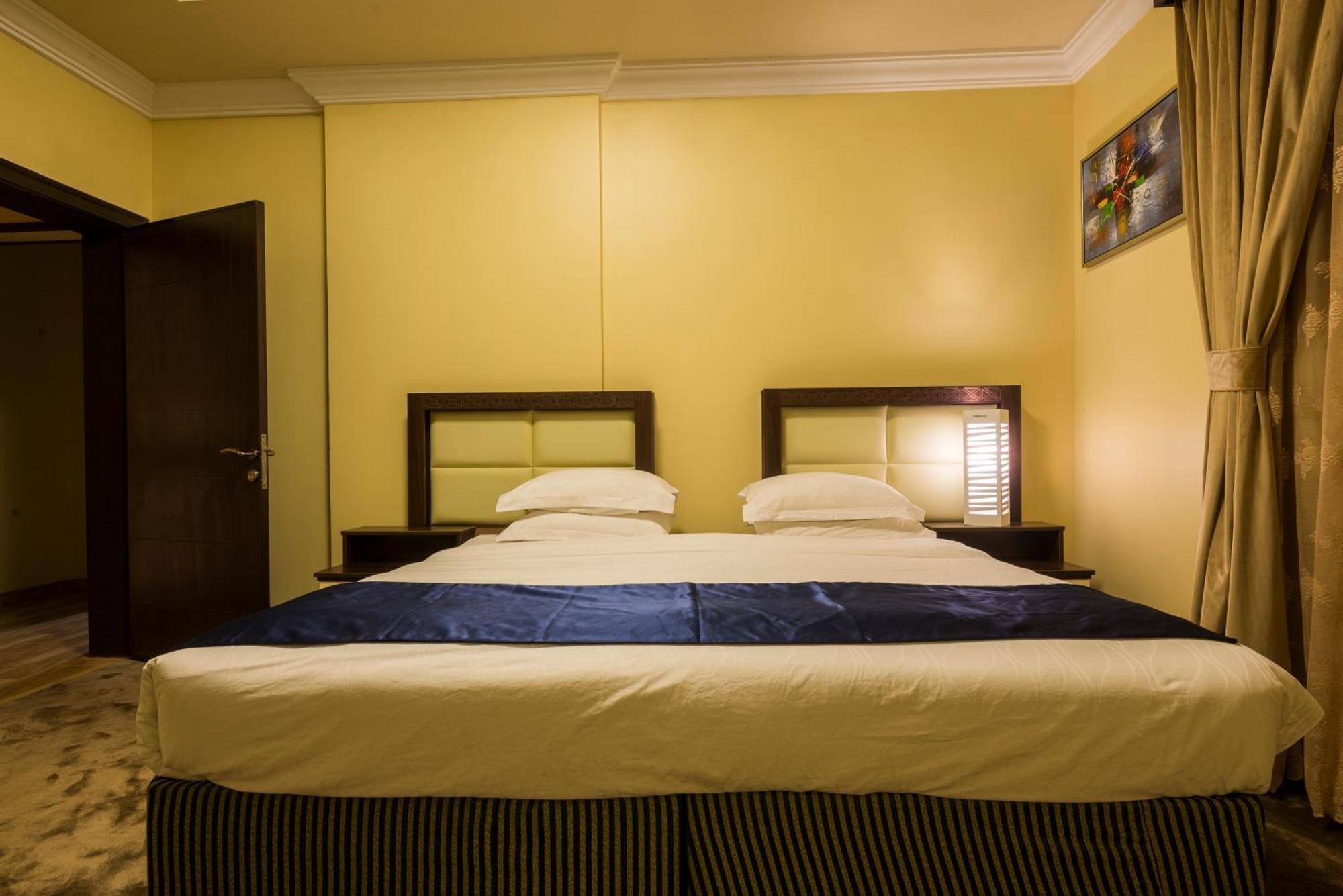 Lahoya Hotel Jeddah Exterior foto